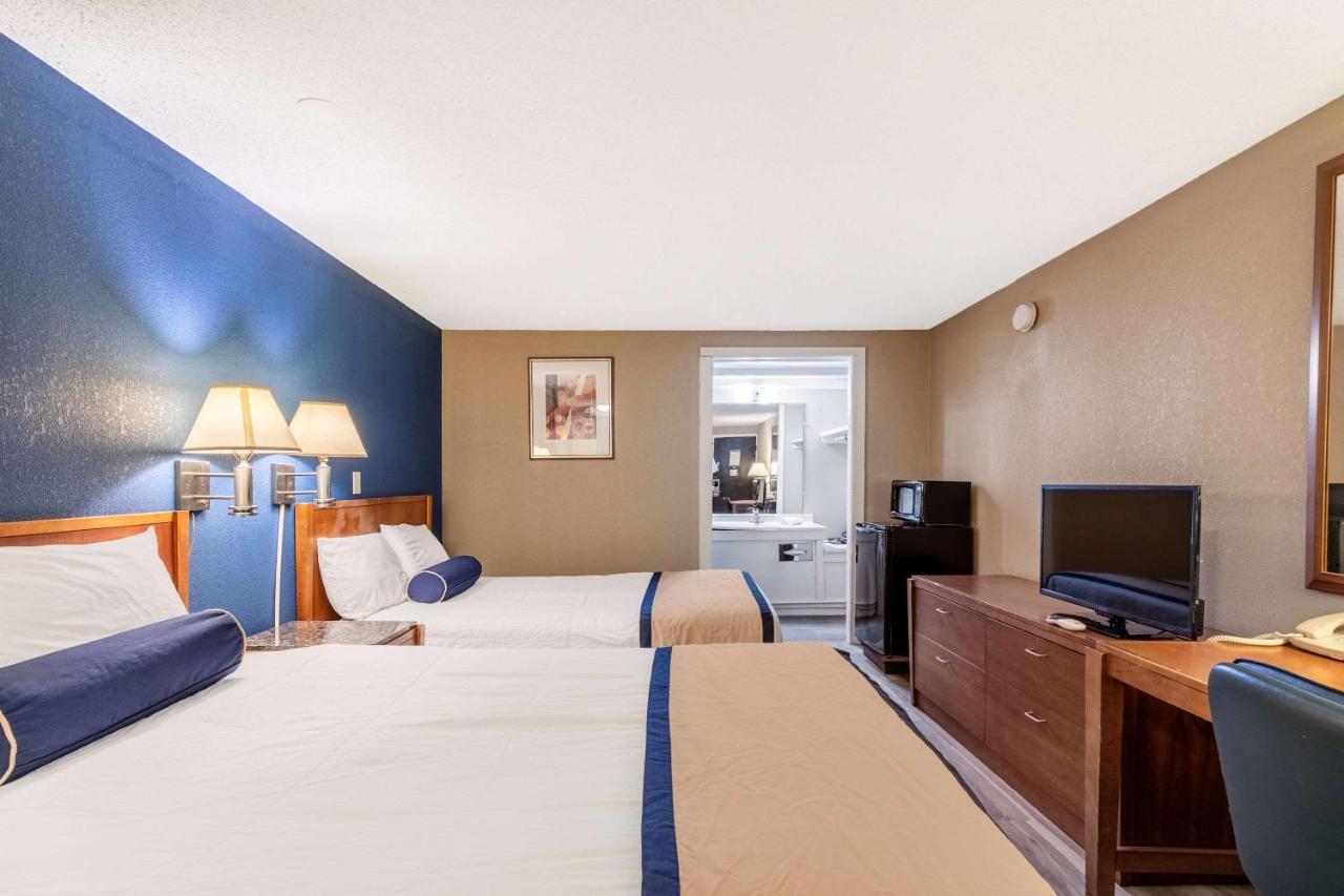Value Inn Kenosha I-94 - Exit 344 Плезънт Преъри Екстериор снимка